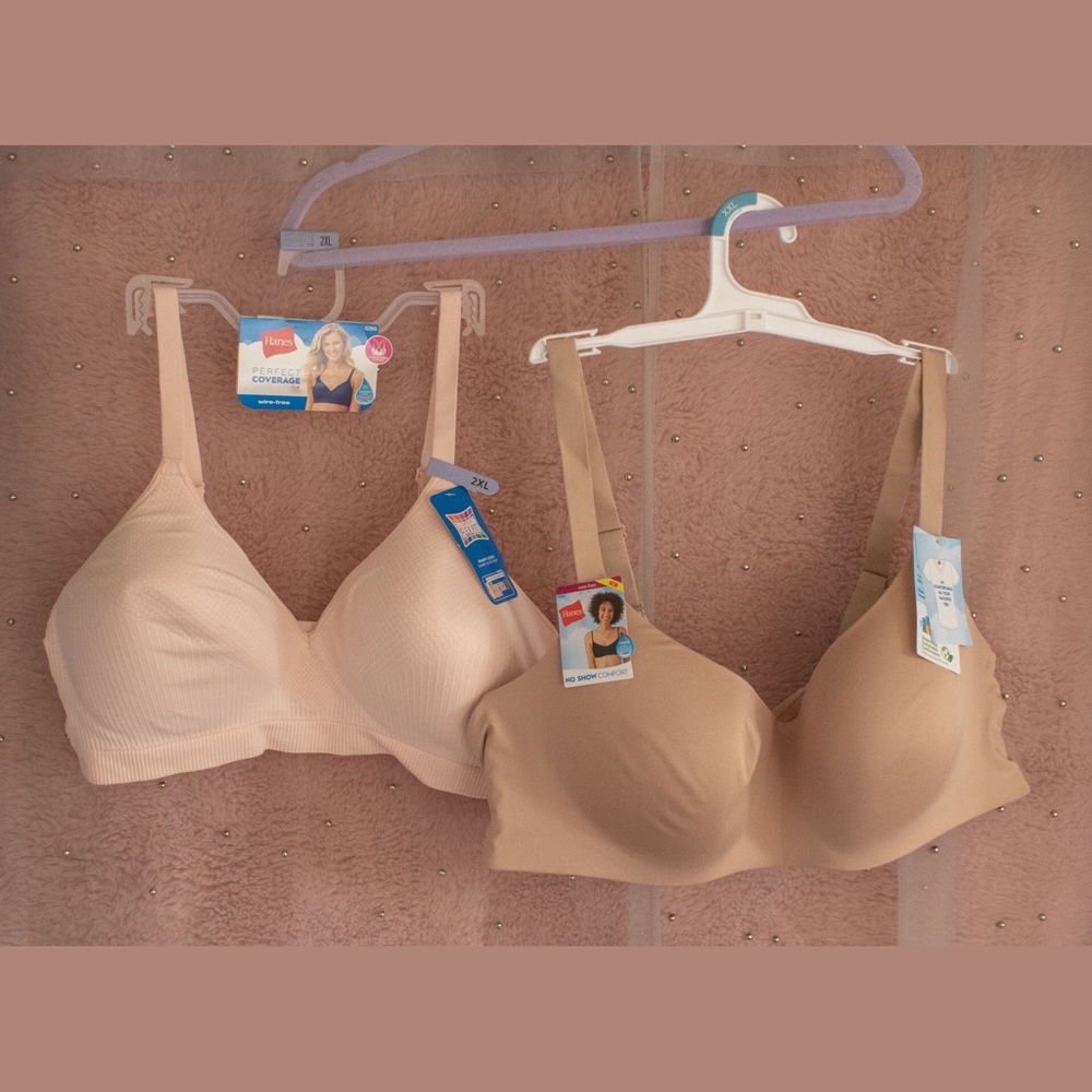Lot of 2 Hanes Wirefree Bras
